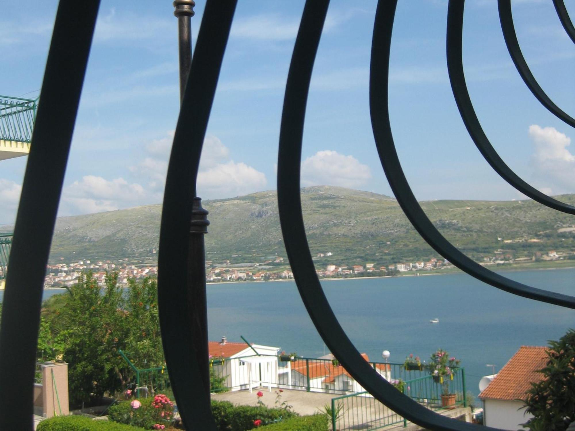 Apartments Barba Trogir Kamer foto